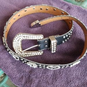 Ladies Nocona Genuine Leather Rhinestone Belt